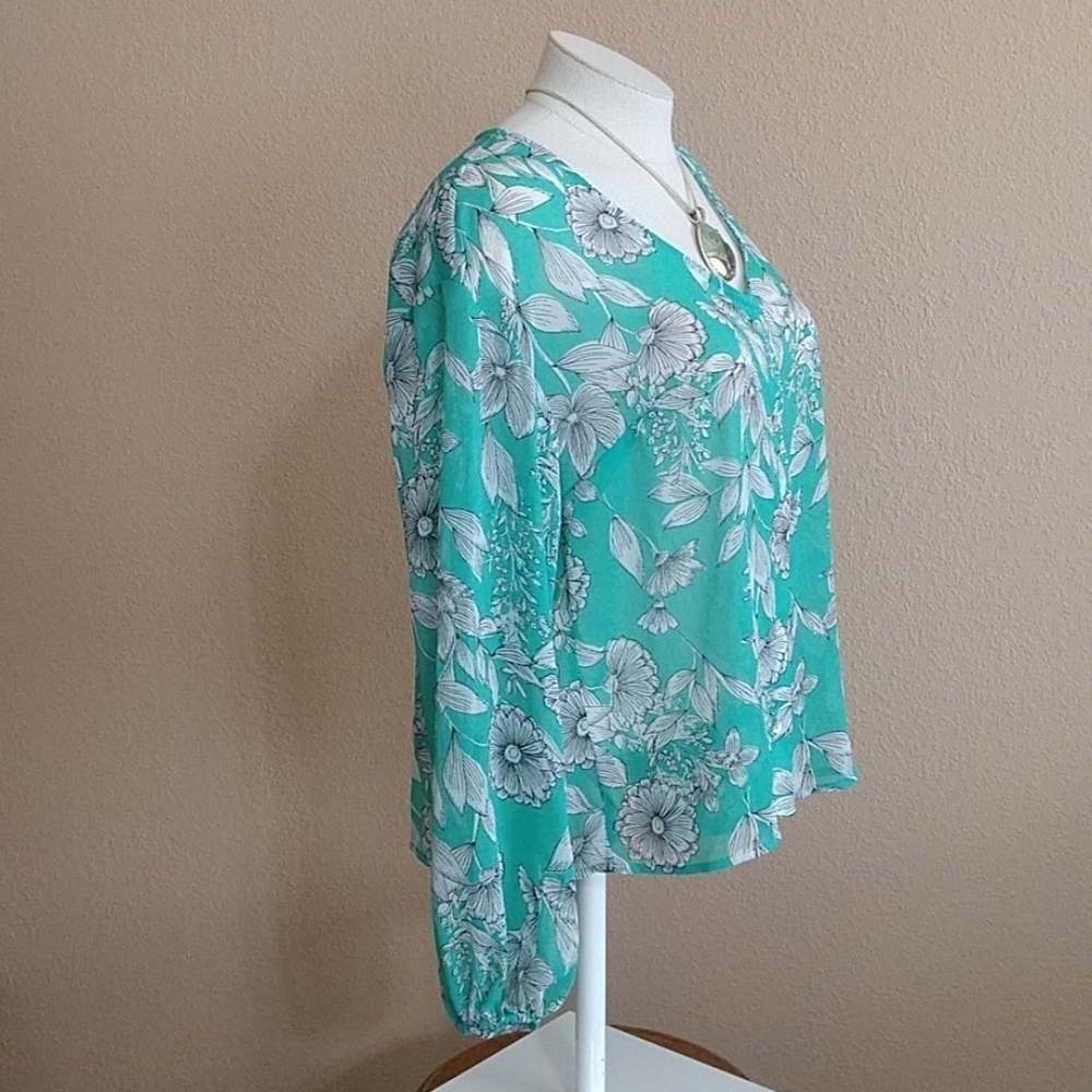 A New Day Sheer Blouse Size XS - Picture 2 of 9